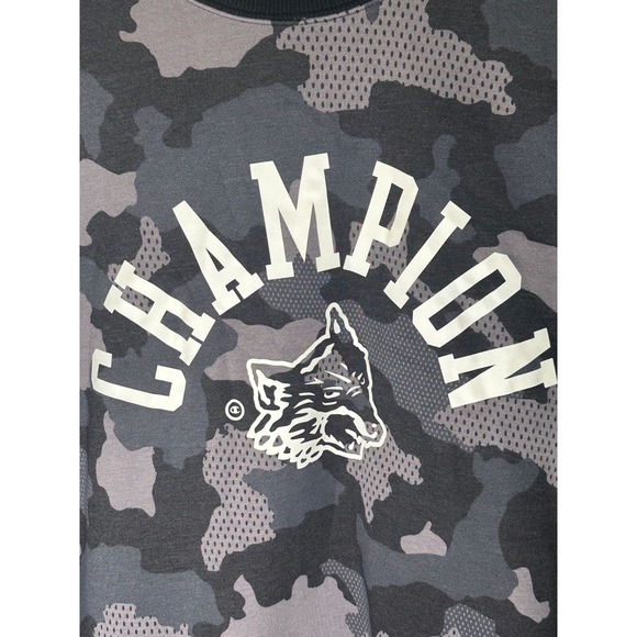 Champion Men's Camo Crewneck Sweatshirt Wolf Logo Pullover, Size L, NWT - Picture 5 of 11